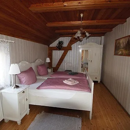 Kastanienhof Apartment *